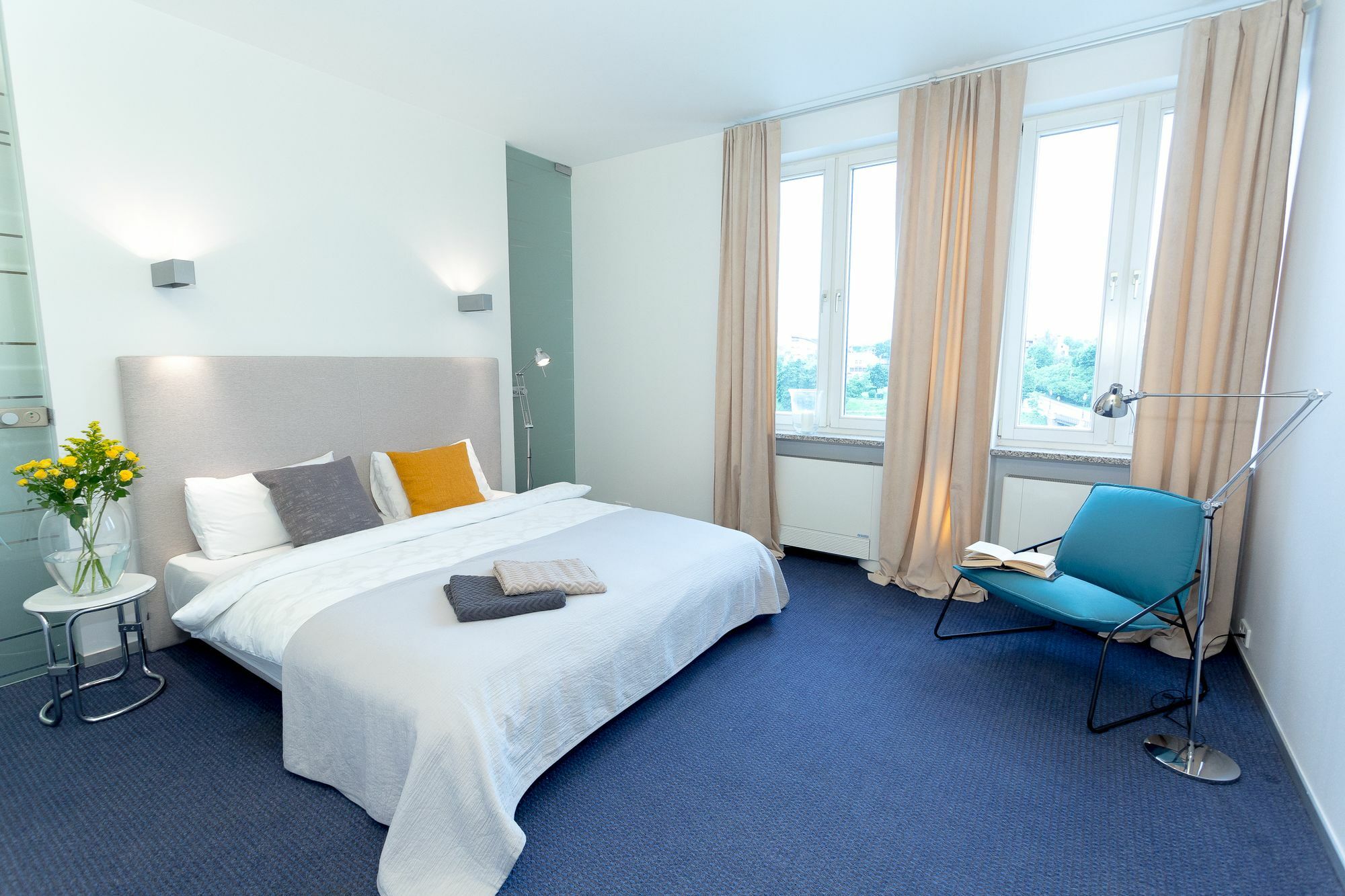 Vilnius Apartments & Suites - Gedimino Avenue Экстерьер фото